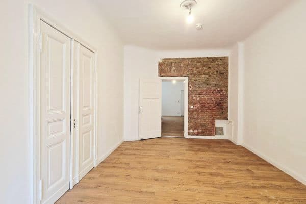 Predaj bytu 5-izbový 130 m², Berlin, Berlín Predaj bytu 5-izbový 130 m², Berlin, Berlín