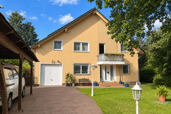 Predaj domu 250 m², pozemok 898 m², Berlin Predaj domu 250 m², pozemok 898 m², Berlin