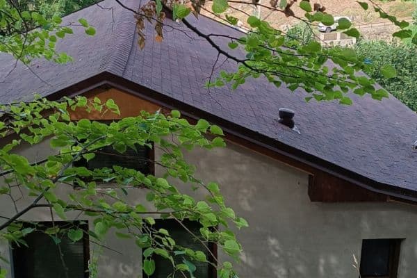 Predaj rekreačného objektu 60 m², pozemok 1.550 m², Benešov Predaj rekreačného objektu 60 m², pozemok 1.550 m², Benešov