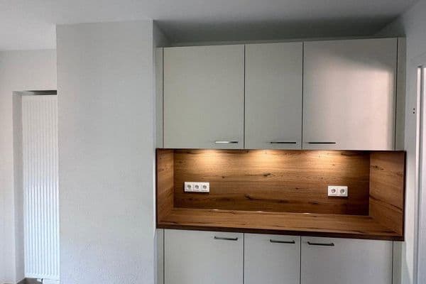 Prenájom bytu 5-izbový 135 m², Frühlingstrasse 9, Karlsbad Prenájom bytu 5-izbový 135 m², Frühlingstrasse 9, Karlsbad