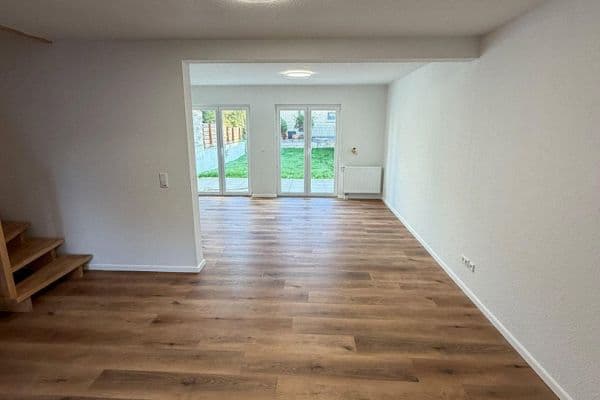 Predaj domu 125 m², pozemok 204 m², Clara-Schumann-Straße 4, Riedstadt Predaj domu 125 m², pozemok 204 m², Clara-Schumann-Straße 4, Riedstadt