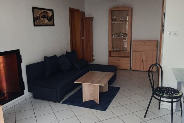 Prenájom bytu 2-izbový 33 m², Bendorf Prenájom bytu 2-izbový 33 m², Bendorf