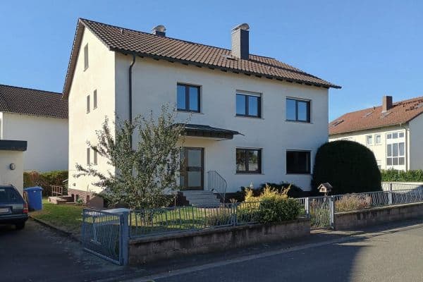 Prenájom bytu 3-izbový 105 m², Kleinostheim Prenájom bytu 3-izbový 105 m², Kleinostheim