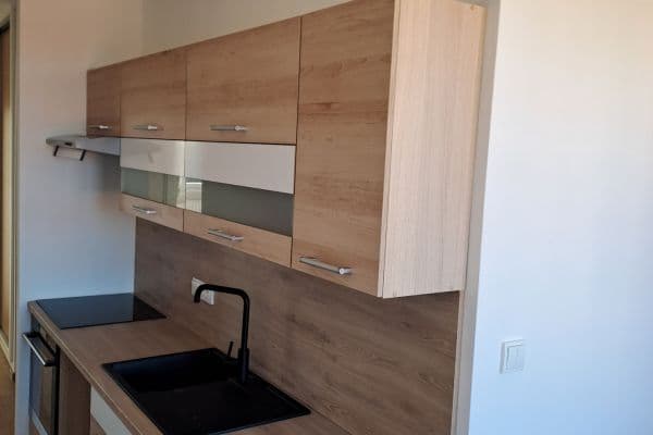 Prenájom bytu 2-izbový 63 m², Puklicova, České Budějovice Prenájom bytu 2-izbový 63 m², Puklicova, České Budějovice