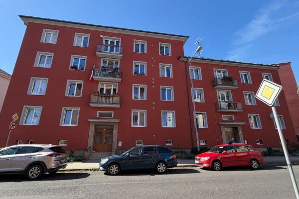 Prenájom bytu 1-izbový 23 m², Partyzánská, Chomutov, Ústecký kraj Prenájom bytu 1-izbový 23 m², Partyzánská, Chomutov, Ústecký kraj