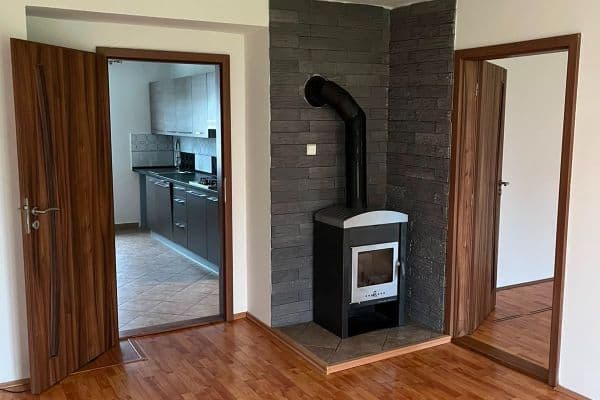 Predaj bytu 2-izbový 58 m², Zahradní, Horní Slavkov Predaj bytu 2-izbový 58 m², Zahradní, Horní Slavkov