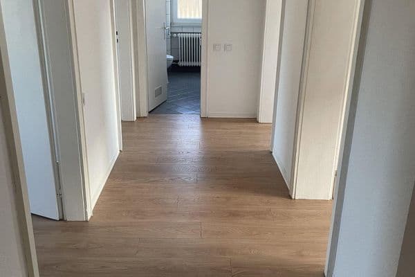 Prenájom bytu 3-izbový 80 m², Saarbrücker Str., Heusweiler Prenájom bytu 3-izbový 80 m², Saarbrücker Str., Heusweiler