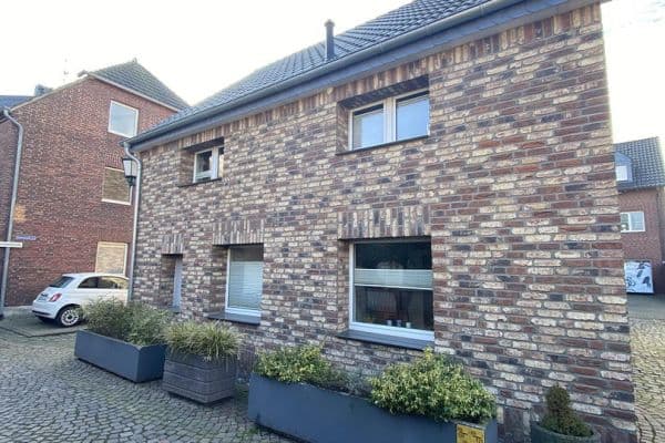 Predaj domu 234 m², pozemok 229 m², Dormagen Predaj domu 234 m², pozemok 229 m², Dormagen