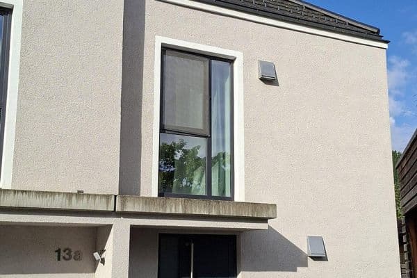 Predaj domu 179 m², pozemok 226 m², Erdinger Straße 13b, Markt Schwaben, Bavorsko Predaj domu 179 m², pozemok 226 m², Erdinger Straße 13b, Markt Schwaben, Bavorsko