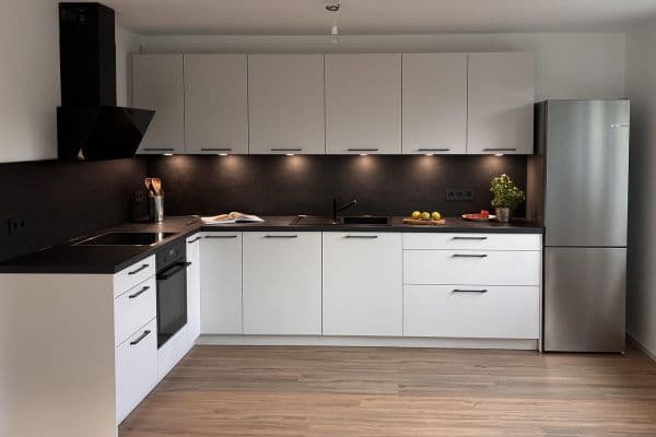 Prenájom bytu 2-izbový 71 m², Wendlinger Str. 45, Nürtingen, Bádensko-Wurttembersko Prenájom bytu 2-izbový 71 m², Wendlinger Str. 45, Nürtingen, Bádensko-Wurttembersko