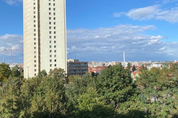 Prenájom bytu 2-izbový 39 m², Jihlavská, Praha Prenájom bytu 2-izbový 39 m², Jihlavská, Praha