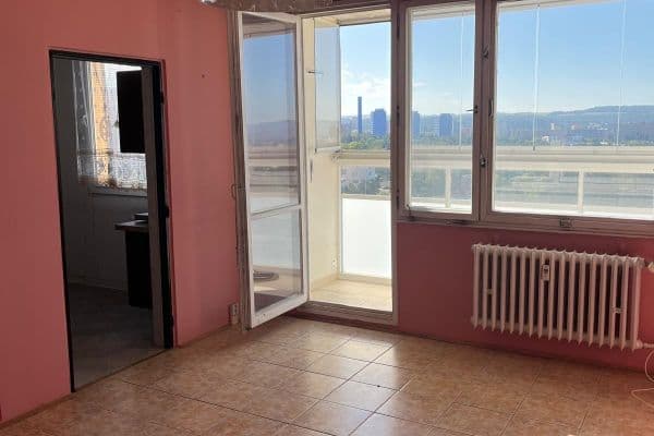 Predaj bytu 3-izbový 66 m², Údolní, Praha Predaj bytu 3-izbový 66 m², Údolní, Praha