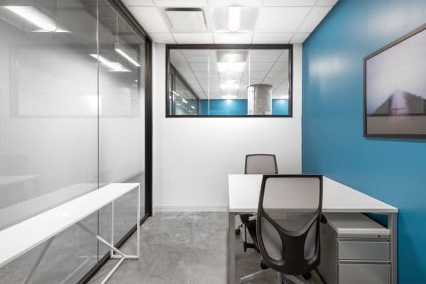 Prenájom kancelárie 10 m², Plzeňská, Praha Prenájom kancelárie 10 m², Plzeňská, Praha