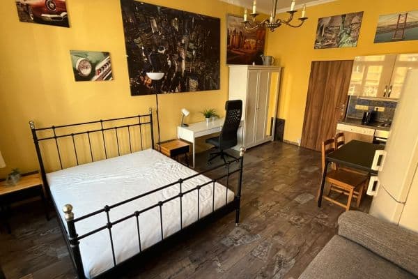 Prenájom bytu 2-izbový 50 m², Slezská, Praha Prenájom bytu 2-izbový 50 m², Slezská, Praha