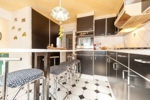 Prenájom bytu 3-izbový 70 m², U Pošty, Odolena Voda Prenájom bytu 3-izbový 70 m², U Pošty, Odolena Voda