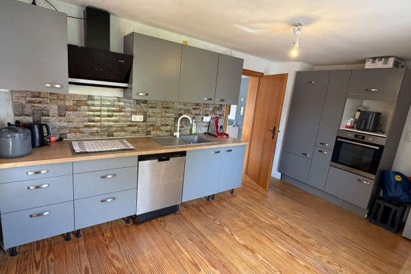 Prenájom bytu 2-izbový 78 m², Wössingerstr. 18, Walzbachtal Prenájom bytu 2-izbový 78 m², Wössingerstr. 18, Walzbachtal