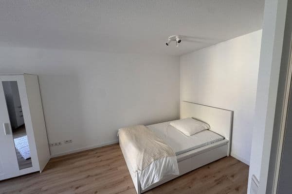 Prenájom bytu 1-izbový 35 m², Sonnenstraße 5, Fürth Prenájom bytu 1-izbový 35 m², Sonnenstraße 5, Fürth