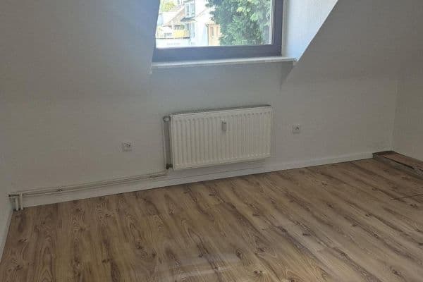 Prenájom bytu 3-izbový 60 m², Mühlenstraße 86, Duisburg Prenájom bytu 3-izbový 60 m², Mühlenstraße 86, Duisburg