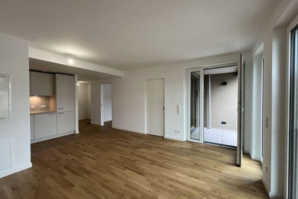 Prenájom bytu 2-izbový 46 m², Berlin, Berlín Prenájom bytu 2-izbový 46 m², Berlin, Berlín