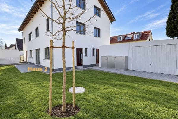 Prenájom domu 131 m², pozemok 200 m², Am Wiesrain 16 A, München, Bavorsko Prenájom domu 131 m², pozemok 200 m², Am Wiesrain 16 A, München, Bavorsko