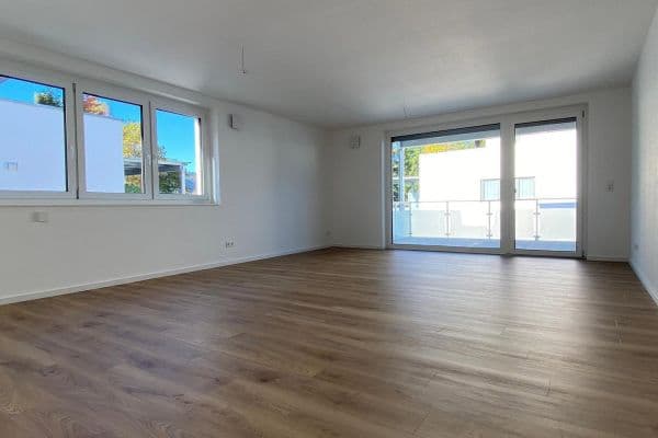Prenájom bytu 3-izbový 85 m², Am Alten Sportplatz, Wurmlingen Prenájom bytu 3-izbový 85 m², Am Alten Sportplatz, Wurmlingen