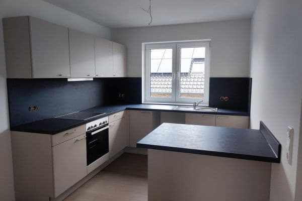 Prenájom bytu 3-izbový 83 m², Forstweg 11, Heide, Šlezvicko-Holštajnsko Prenájom bytu 3-izbový 83 m², Forstweg 11, Heide, Šlezvicko-Holštajnsko
