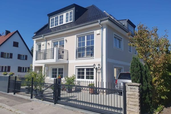 Prenájom bytu 3-izbový 75 m², München, Bavorsko Prenájom bytu 3-izbový 75 m², München, Bavorsko