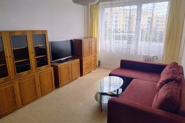 Prenájom bytu 2-izbový 43 m², Husníkova, Praha Prenájom bytu 2-izbový 43 m², Husníkova, Praha