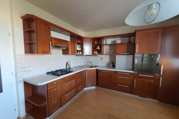 Prenájom bytu 2-izbový 64 m², Langrova, Brno Prenájom bytu 2-izbový 64 m², Langrova, Brno