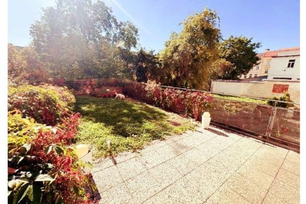 Predaj bytu 1-izbový 36 m², Plzeňská, Praha Predaj bytu 1-izbový 36 m², Plzeňská, Praha