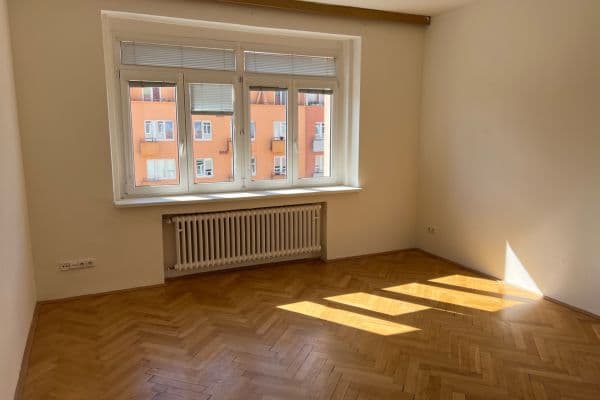 Prenájom bytu 3-izbový 80 m², Čápkova, Brno, Jihomoravský kraj Prenájom bytu 3-izbový 80 m², Čápkova, Brno, Jihomoravský kraj