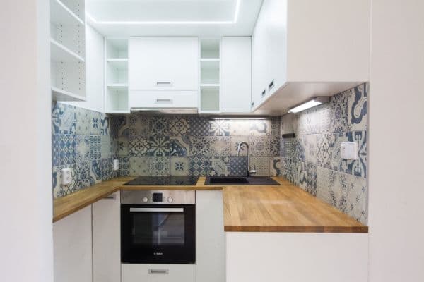 Prenájom bytu 2-izbový 45 m², Šestidomí, Praha Prenájom bytu 2-izbový 45 m², Šestidomí, Praha