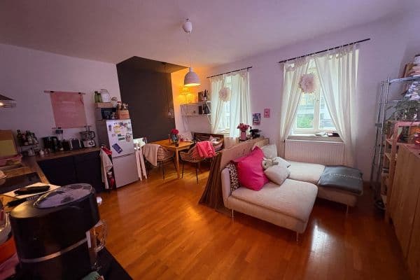 Prenájom bytu 2-izbový 48 m², Heilig-Kreuz-Str. x, Augsburg, Bavorsko Prenájom bytu 2-izbový 48 m², Heilig-Kreuz-Str. x, Augsburg, Bavorsko