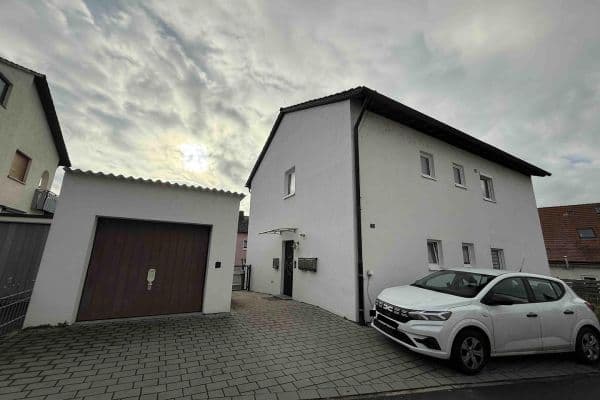 Predaj domu 180 m², pozemok 535 m², Neckarwestheim Predaj domu 180 m², pozemok 535 m², Neckarwestheim