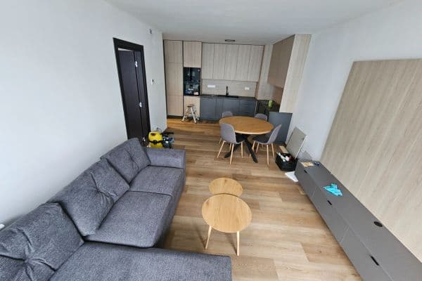 Prenájom bytu 2-izbový 57 m², Třída Jiřího Pelikána, Olomouc Prenájom bytu 2-izbový 57 m², Třída Jiřího Pelikána, Olomouc