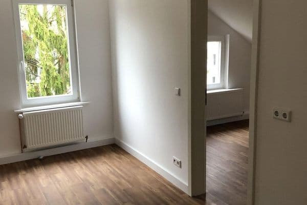 Prenájom bytu 2-izbový 40 m², Frankfurt am Main Prenájom bytu 2-izbový 40 m², Frankfurt am Main