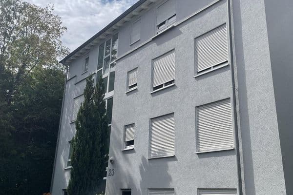 Prenájom bytu 4-izbový 84 m², Böblingen, Bádensko-Wurttembersko Prenájom bytu 4-izbový 84 m², Böblingen, Bádensko-Wurttembersko