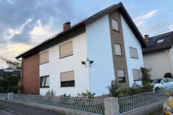 Prenájom bytu 4-izbový 100 m², Baden-Württemberg - Edingen-Neckarhausen Prenájom bytu 4-izbový 100 m², Baden-Württemberg - Edingen-Neckarhausen