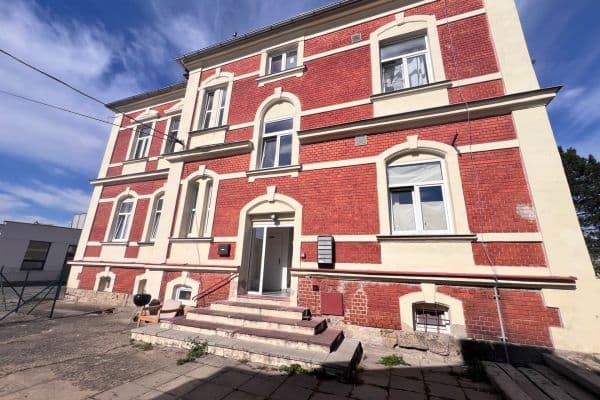 Predaj bytu 1-izbový 44 m², Dubická, Česká Lípa, Liberecký kraj Predaj bytu 1-izbový 44 m², Dubická, Česká Lípa, Liberecký kraj