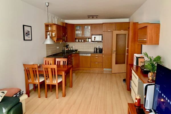 Predaj bytu 2-izbový 55 m², Podkovářská, Praha Predaj bytu 2-izbový 55 m², Podkovářská, Praha