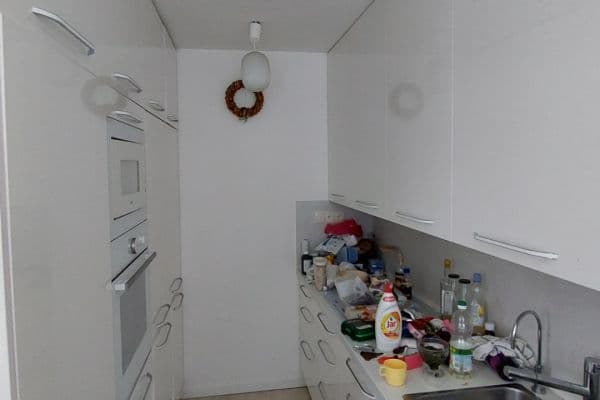 Prenájom bytu 4-izbový 81 m², Feřtekova, Praha Prenájom bytu 4-izbový 81 m², Feřtekova, Praha