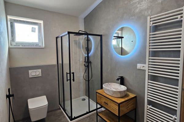 Prenájom bytu 2-izbový 42 m², A. Trägera, České Budějovice, Jihočeský kraj Prenájom bytu 2-izbový 42 m², A. Trägera, České Budějovice, Jihočeský kraj