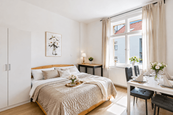 Prenájom bytu 2-izbový 53 m², Košická, Praha Prenájom bytu 2-izbový 53 m², Košická, Praha