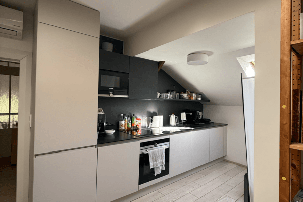 Prenájom kancelárie 30 m², Rašínovo nábřeží, Praha Prenájom kancelárie 30 m², Rašínovo nábřeží, Praha