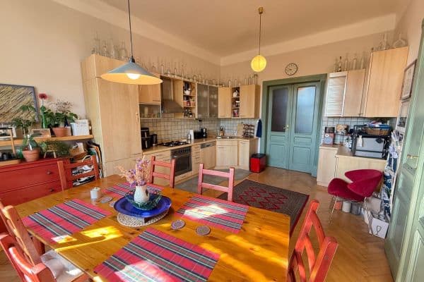 Predaj bytu 3-izbový 124 m², Na Plzeňce, Praha Predaj bytu 3-izbový 124 m², Na Plzeňce, Praha