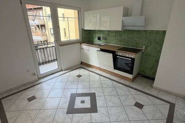 Prenájom bytu 2-izbový 64 m², Mannheim, Bádensko-Wurttembersko Prenájom bytu 2-izbový 64 m², Mannheim, Bádensko-Wurttembersko