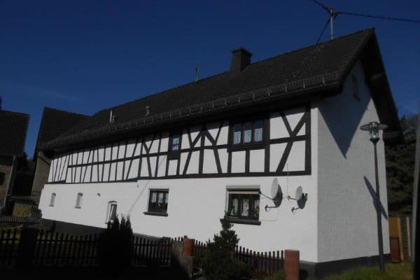 Prenájom bytu 1-izbový 42 m², Burglahr Prenájom bytu 1-izbový 42 m², Burglahr