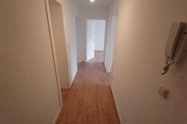 Prenájom bytu 3-izbový 55 m², Mechtildisstrasse 11, Essen, Severné Porýnie - Westfálsko Prenájom bytu 3-izbový 55 m², Mechtildisstrasse 11, Essen, Severné Porýnie - Westfálsko