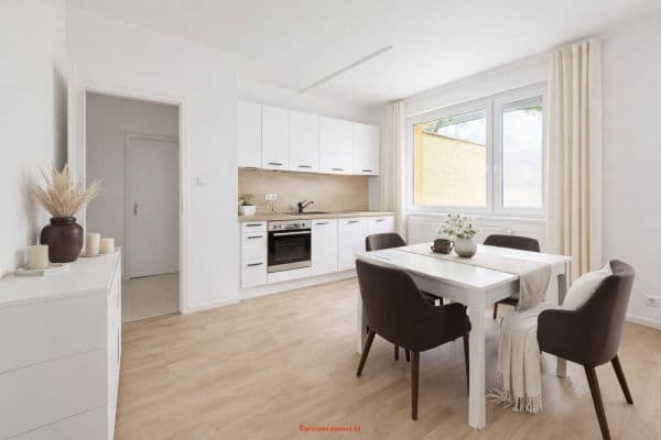 Prenájom bytu 1-izbový 30 m², Jaroslava Vrchlického, Karviná-Nové Město Prenájom bytu 1-izbový 30 m², Jaroslava Vrchlického, Karviná-Nové Město