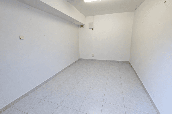 Prenájom nebytového priestoru 11 m², Ohradní, Praha Prenájom nebytového priestoru 11 m², Ohradní, Praha